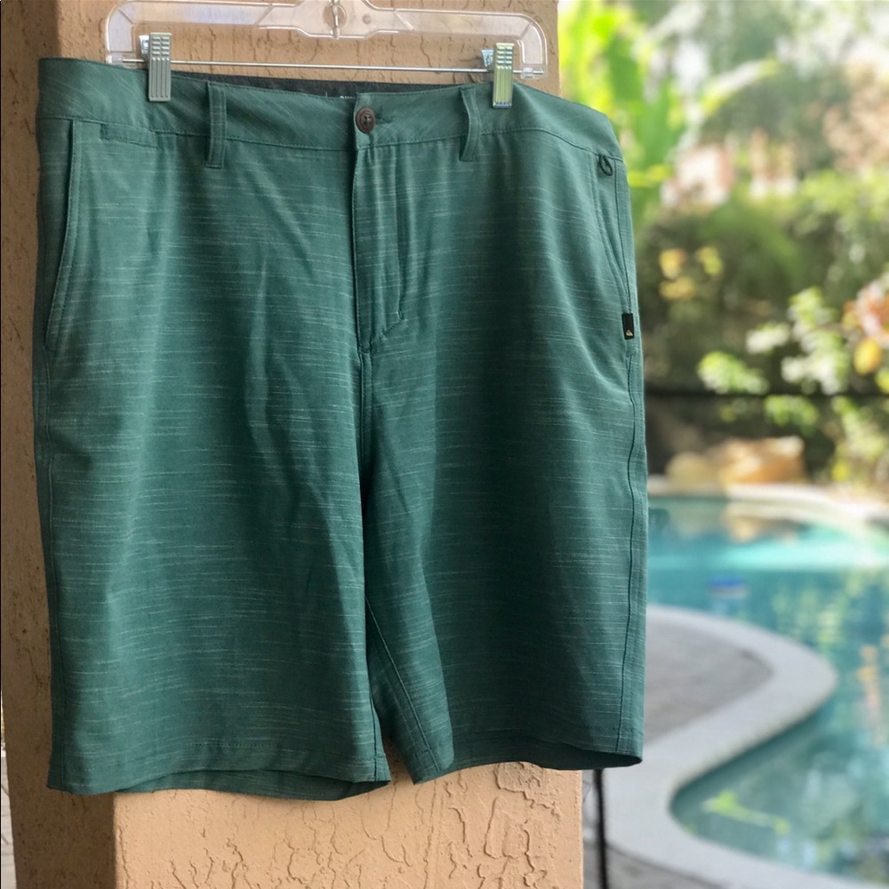 NEW Quicksilver Amphibian Shorts